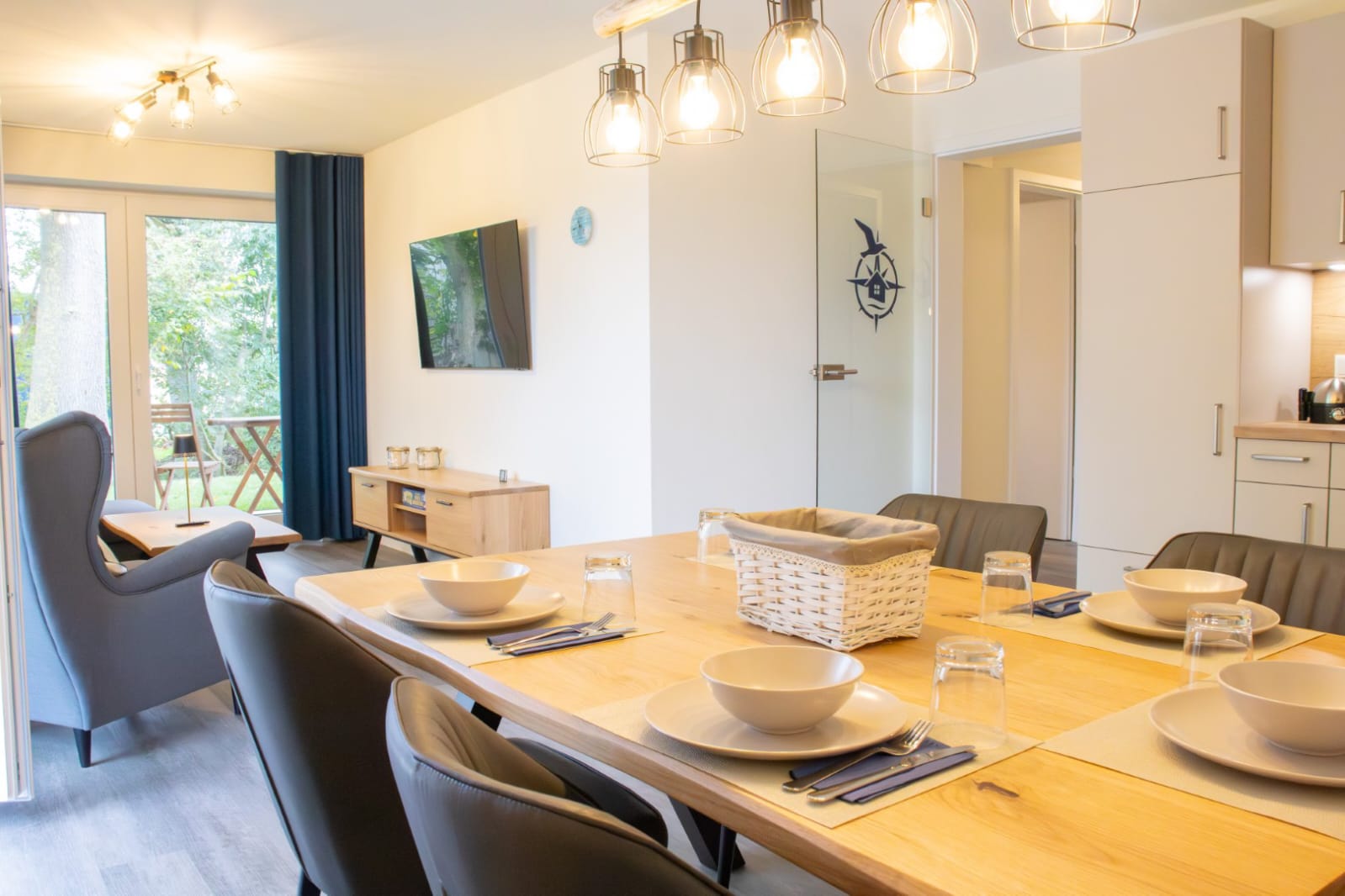 Wohnzimmer und Essbereich